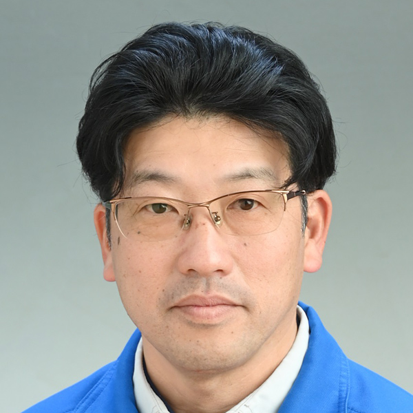足達 大輔